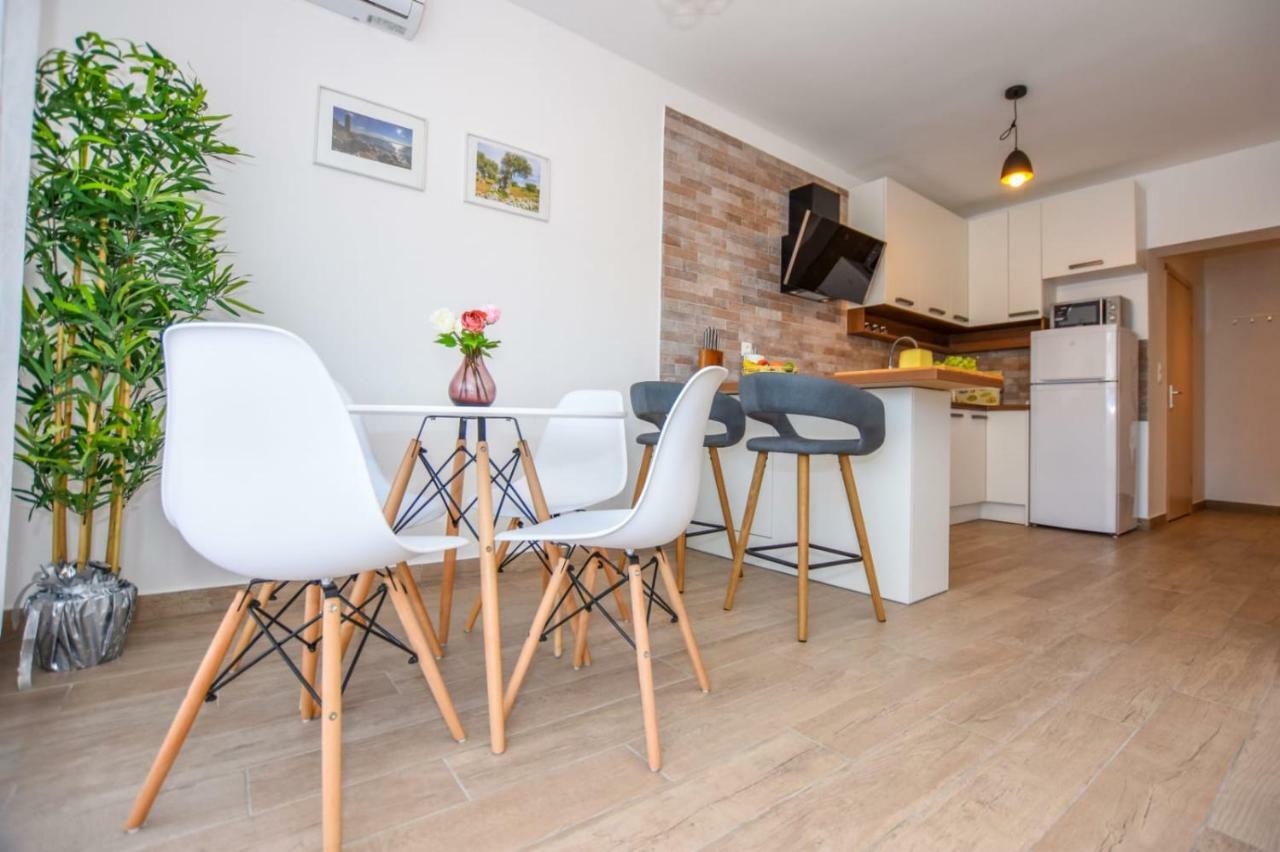 Apartments Milena 8 Mandre Luaran gambar